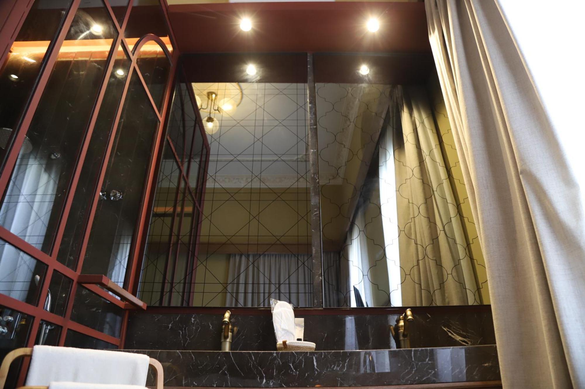 Hotel Lost Gemmayzeh Bejrút Kültér fotó